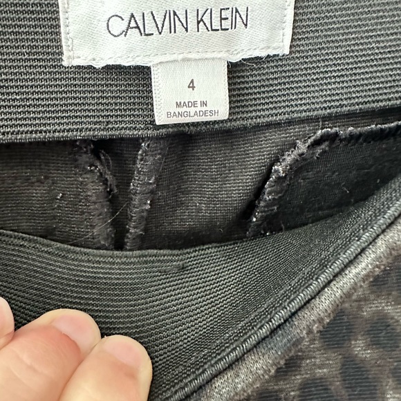 Womens dress pants size 4. 5 dress pants total - Picture 6 of 15